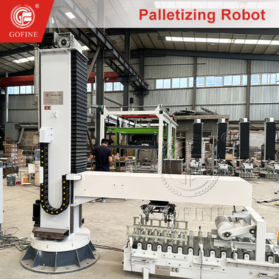 Stable Performance Compact Intelligent Cargo Piling Robot